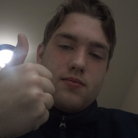 Meet your Posher, Kenneth - Picture 1 of 1